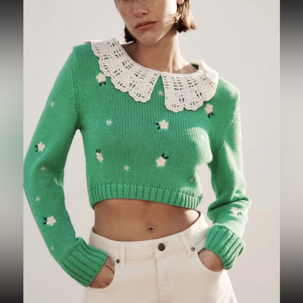 Zara Green Sweater with White Collar